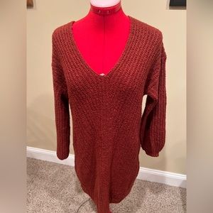 American Eagle Vneck Sweater